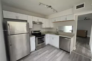 1400 Jefferson Dr, Homestead, FL 33034 - Photo 2