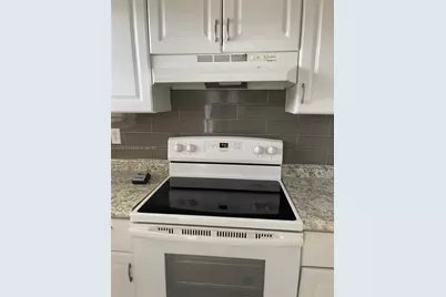 8285 Sunrise Lakes Blvd #310, Sunrise, FL 33322 - Photo 10