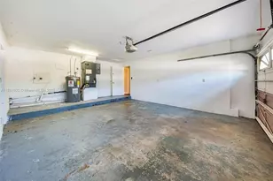 10840 NW 40th St, Coral Springs, FL 33065 - Photo 40