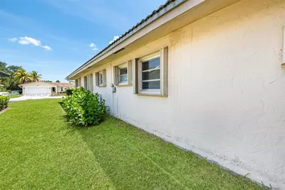 10840 NW 40th St, Coral Springs, FL 33065 - Photo 48