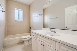 1107 NE 41st Ave, Homestead, FL 33033 - Photo 14