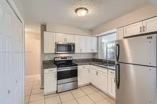7740 Shalimar St, Miramar, FL 33023 - Photo 6