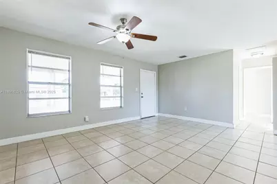 7804 Meridian St, Miramar, FL 33023 - Photo 12