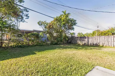 7804 Meridian St, Miramar, FL 33023 - Photo 18