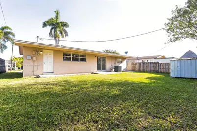 7804 Meridian St, Miramar, FL 33023 - Photo 16