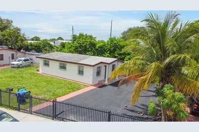 8330 NW 33rd Ave, Miami, FL 33147 - Photo 26