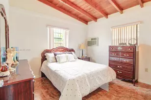 8330 NW 33rd Ave, Miami, FL 33147 - Photo 16