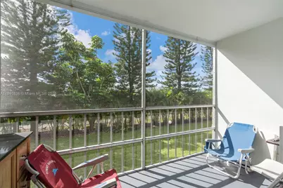 1000 Hillcrest Ct #207, Hollywood, FL 33021 - Photo 18