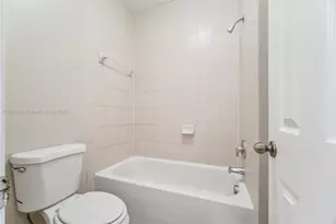 3691 NE 4th St, Homestead, FL 33033 - Photo 12