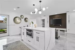 315 NW 106th St, Miami, FL 33150 - Photo 1