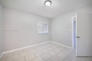 930 NE 33rd Terrace, Homestead, FL 33033 - Photo 16