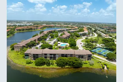 13700 SW 11th St #309A, Pembroke Pines, FL 33027 - Photo 18