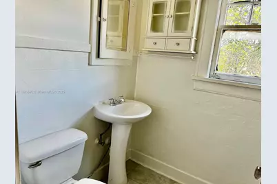 1800 Fillmore St #D, Hollywood, FL 33020 - Photo 10