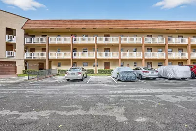 9041 Sunrise Lakes Blvd #107, Sunrise, FL 33322 - Photo 24