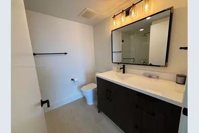 185 SW 7th St #3403, Miami, FL 33130 - Photo 10