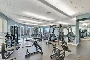 185 SW 7th St, Miami, FL 33130 - Photo 12