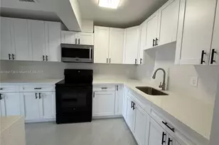 4534 NW 195th St, Miami Gardens, FL 33055 - Photo 6