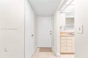 8500 SW 109th Ave, Miami, FL 33173 - Photo 12