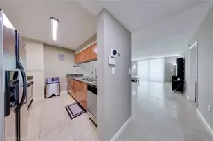 1200 Brickell Bay Dr, Miami, FL 33131 - Photo 4