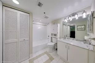 1200 Brickell Bay Dr, Miami, FL 33131 - Photo 8