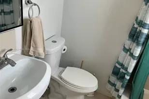 335 Ocean Dr, Miami Beach, FL 33139 - Photo 14