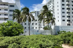 335 Ocean Dr, Miami Beach, FL 33139 - Photo 32