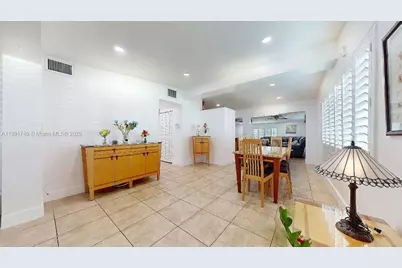 5010 SW 111th Ave, Miami, FL 33165 - Photo 10