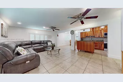 5010 SW 111th Ave, Miami, FL 33165 - Photo 14