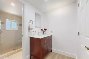 5010 SW 111th Ave, Miami, FL 33165 - Photo 18