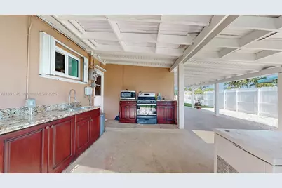 5010 SW 111th Ave, Miami, FL 33165 - Photo 40