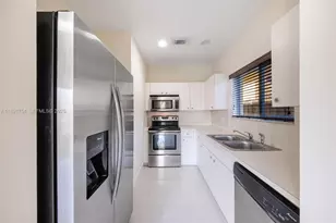 949 NE 41st Ave, Homestead, FL 33033 - Photo 22