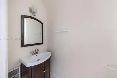 949 NE 41st Ave, Homestead, FL 33033 - Photo 42