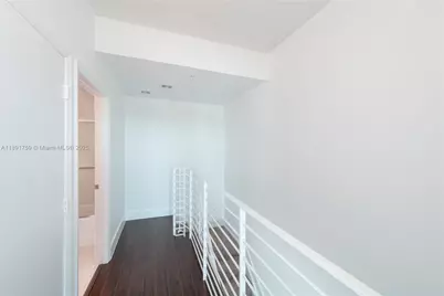 60 SW 13th St #2017, Miami, FL 33130 - Photo 12
