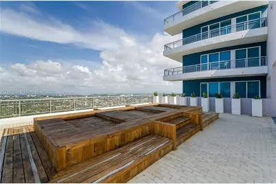 60 SW 13th St #2017, Miami, FL 33130 - Photo 18