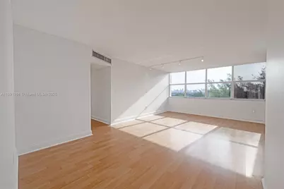 1300 NE Miami Gardens Dr #820E, Miami, FL 33179 - Photo 2