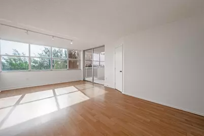 1300 NE Miami Gardens Dr #820E, Miami, FL 33179 - Photo 1