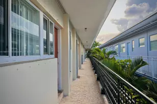 7435 Byron Ave, Miami Beach, FL 33141 - Photo 4