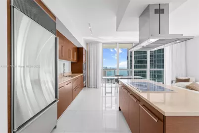 485 Brickell Ave #4410, Miami, FL 33131 - Photo 12
