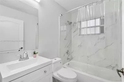 10350 SW 166th Ct, Miami, FL 33196 - Photo 14