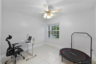 10350 SW 166th Ct, Miami, FL 33196 - Photo 16