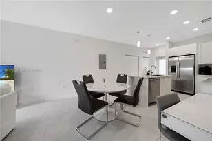 8167 NW 41st St, Doral, FL 33166 - Photo 10