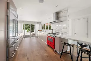 2701 N Bay Rd, Miami Beach, FL 33140 - Photo 16