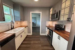 11305 NE 13th Ave, Miami, FL 33161 - Photo 4