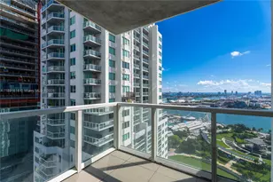 253 NE 2nd St, Miami, FL 33132 - Photo 24