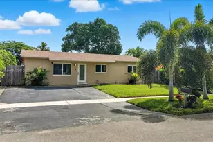 514 SW 72nd Terrace, North Lauderdale, FL 33068 - Photo 2