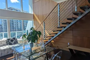 41 SE 5th St, Miami, FL 33131 - Photo 2