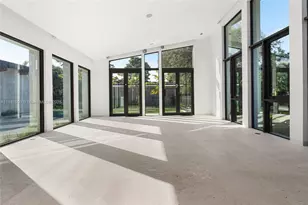 6716 San Vicente St, Coral Gables, FL 33146 - Photo 18