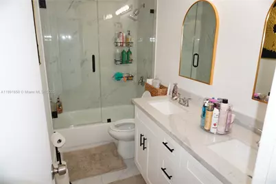 15021 Pierce St, Miami, FL 33176 - Photo 10