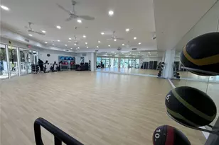 3330 NE 190th St, Aventura, FL 33180 - Photo 40