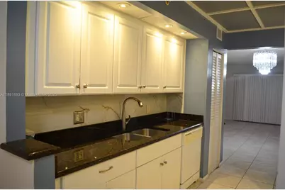 800 SW 142nd Ave #104N, Pembroke Pines, FL 33027 - Photo 12